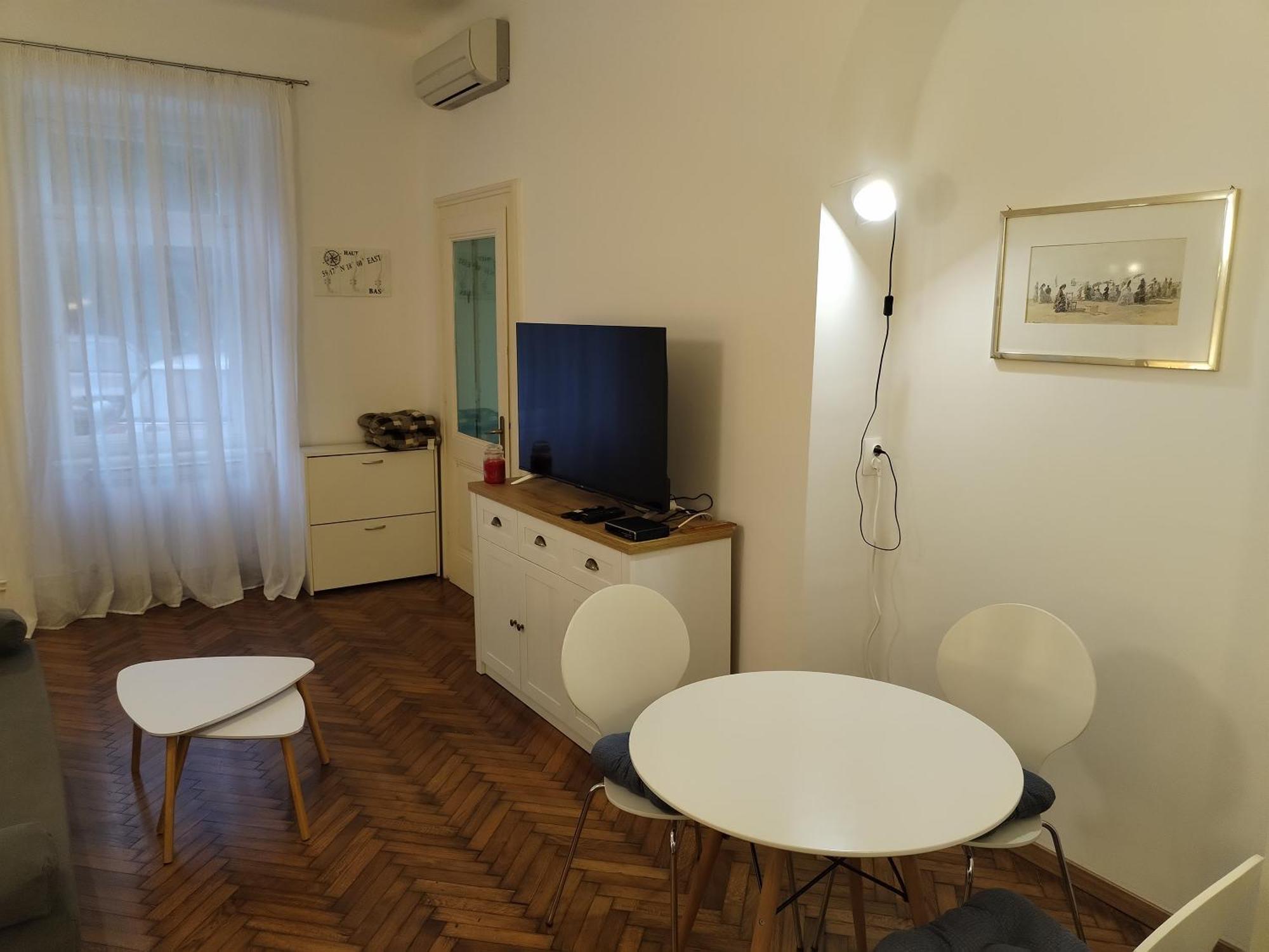 Apartman Marko Lovran Eksteriør billede
